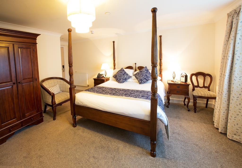 The Bishops Table Hotel Farnham  Dış mekan fotoğraf