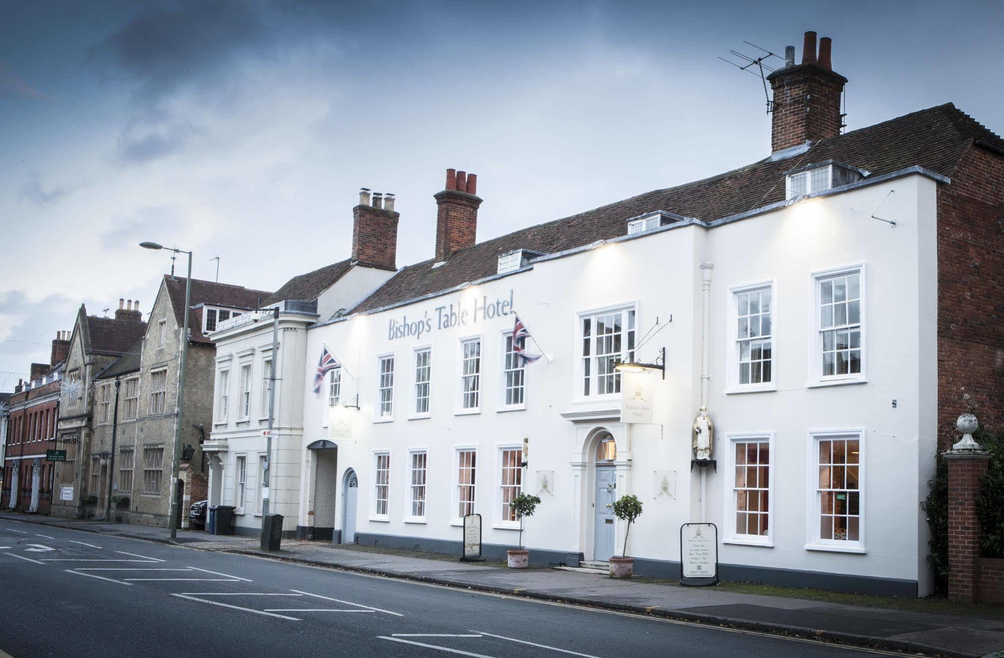 The Bishops Table Hotel Farnham  Dış mekan fotoğraf