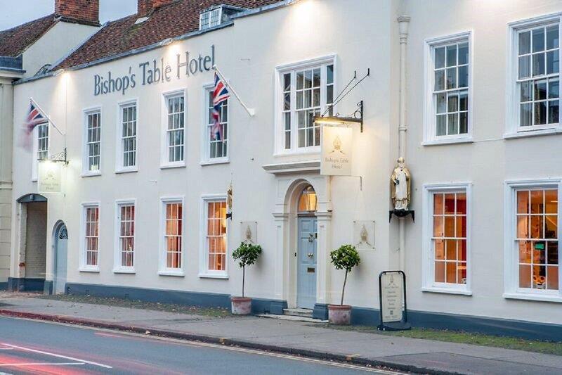 The Bishops Table Hotel Farnham  Dış mekan fotoğraf